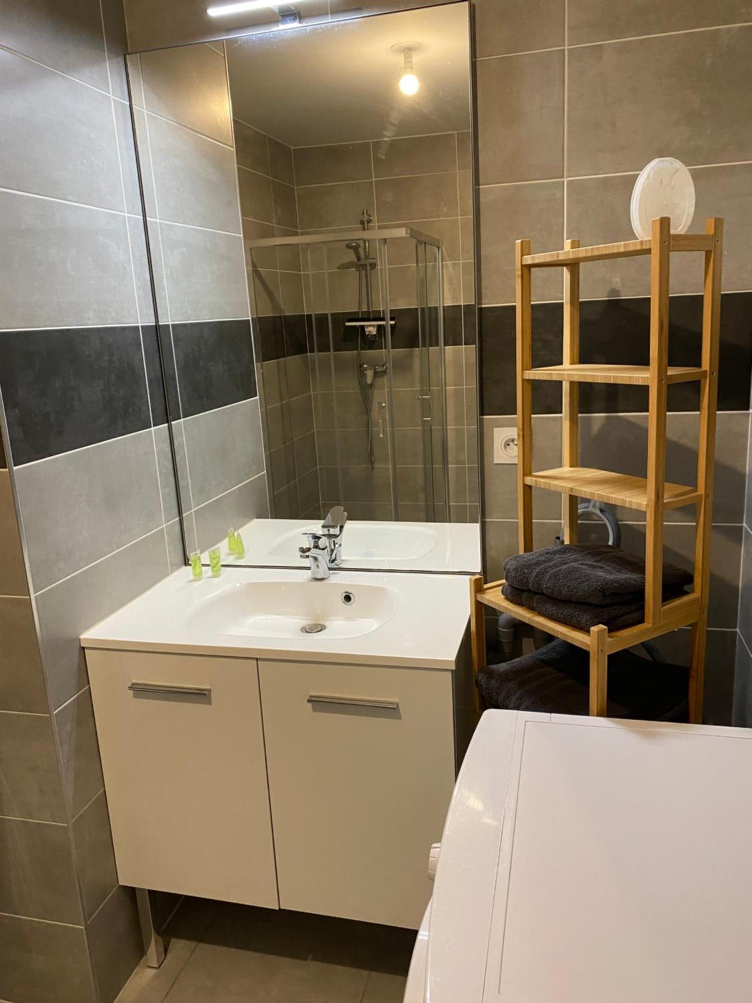 Appartement Neuf A St Jean De Niost Tout Confort Saint-Jean-de Niost Exterior foto